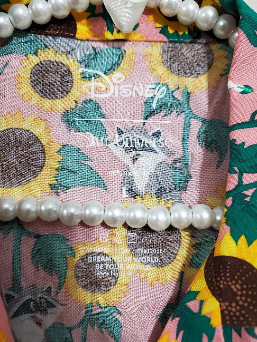 Our Universe Disney Pocahontas Meeko Flit Sunflower Tie Front Crop Woven Top L - Picture 6 of 6